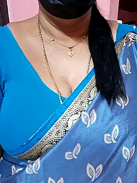 ananya956 online show from November 2025 02:48:02 AM