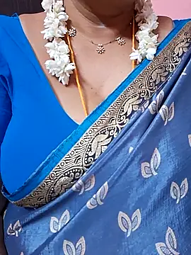 ananya956 online show from June 2026 01:50:02 PM