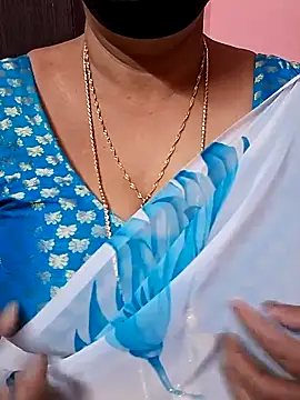 ananya956 online show from December 2025 09:44:01 AM