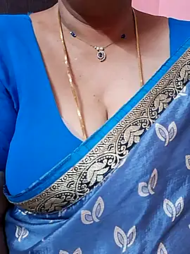 ananya956 online show from May 2026 06:44:01 AM