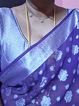 ananya956 online show from June 2026 05:51:02 PM