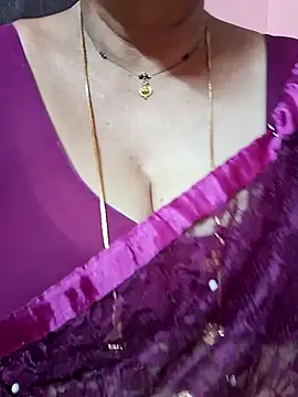 ananya956 online show from April 2026 10:28:01 AM