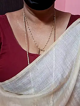 ananya956 online show from January 2026 01:45:02 AM