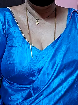 ananya956 online show from February 2026 01:38:01 AM