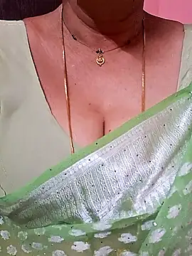 ananya956 online show from April 2026 09:49:01 AM