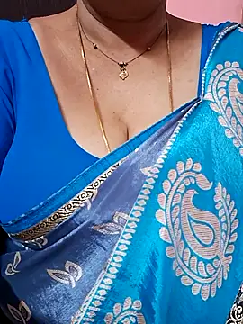 ananya956 online show from April 2026 02:29:02 PM