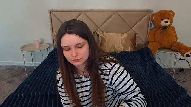 MagicPeachh  online show from May 2026 05:34:02 AM