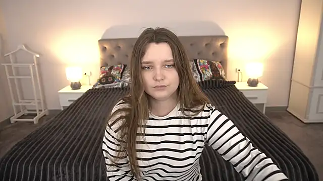 MagicPeachh  online show from June 2026 12:48:02 PM