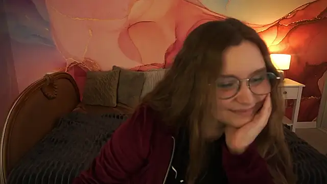 MagicPeachh  online show from November 2025 02:01:01 PM