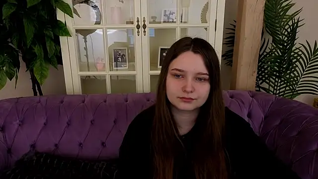 MagicPeachh  online show from April 2026 06:09:01 AM