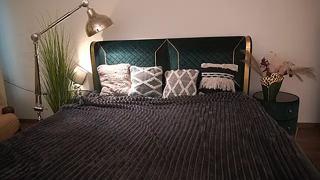 MagicPeachh  online show from May 2026 05:36:02 AM