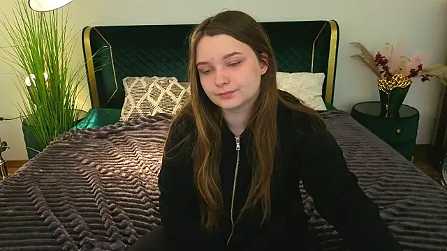 MagicPeachh  online show from April 2026 05:36:01 AM