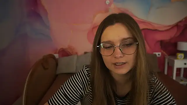 MagicPeachh  online show from October 2025 08:55:02 AM