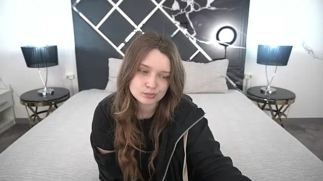 MagicPeachh  online show from July 2026 05:39:01 AM
