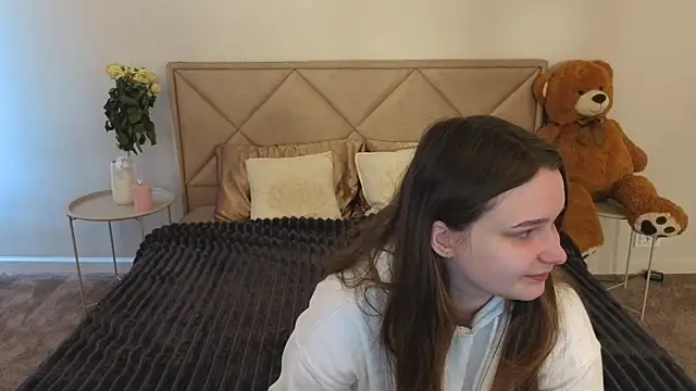 MagicPeachh  online show from March 2026 06:55:02 AM