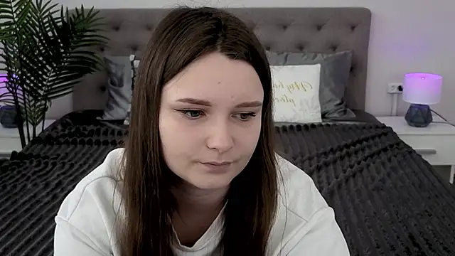 MagicPeachh  online show from March 2026 07:23:01 AM