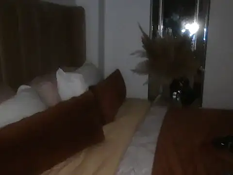 Snapshot of jasmineswetty6969 chatting on February 2025 09:43:01 PM jasmineswetty6969 online show from February 2025 09:43:01 PM