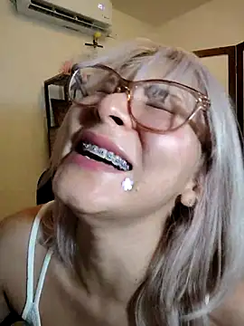 Snapshot of Ramona_Flower chatting on September 2025 01:08:01 AM Ramona Flower online show from September 2025 01:08:01 AM