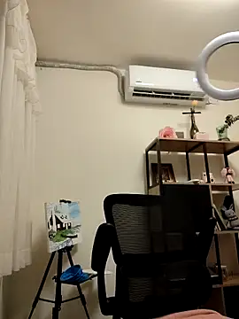 Snapshot of Ramona_Flower chatting on October 2025 01:20:01 AM Ramona Flower online show from October 2025 01:20:01 AM