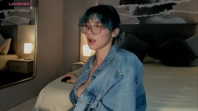 Ramona Flower online show from December 2025 02:04:02 AM