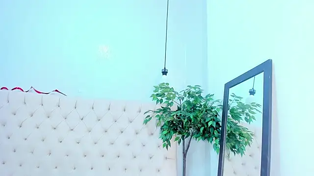 Victoria Coleman online show from February 2026 06:26:01 AM