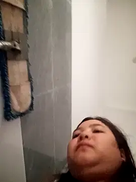 Snapshot of Kute_sex18 chatting on March 2025 05:59:02 AM Kute sex18 online show from March 2025 05:59:02 AM