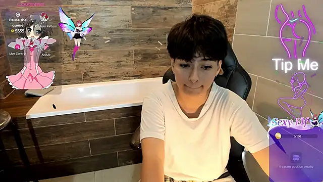 Snapshot of Bryce_Evans chatting on February 2025 07:27:02 PM Bryce Evans online show from February 2025 07:27:02 PM