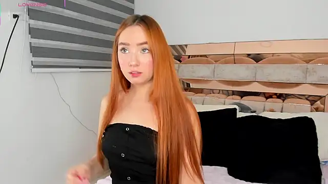 CamiiLovers online show from October 2025 01:26:01 AM