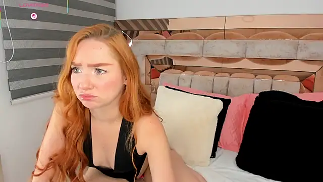 CamiiLovers online show from December 2025 08:52:02 AM