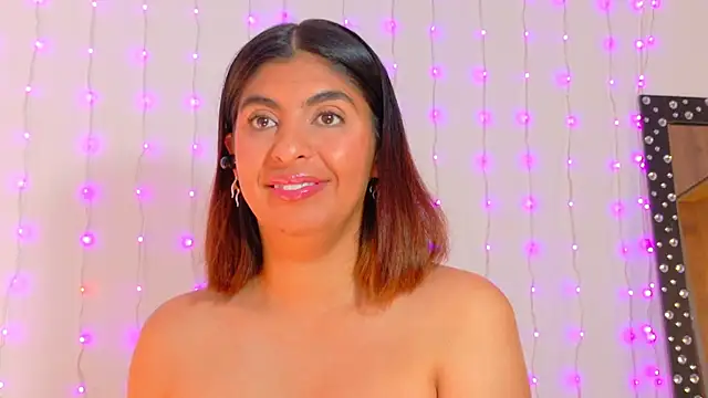 im anna  online show from February 2026 08:41:01 PM