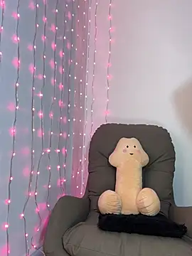 im anna  online show from February 2025 09:32:01 PM
