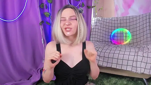 Lexy Lovy online show from September 2025 06:59:01 AM