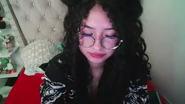 CherieCurl online show from December 2025 03:17:01 PM