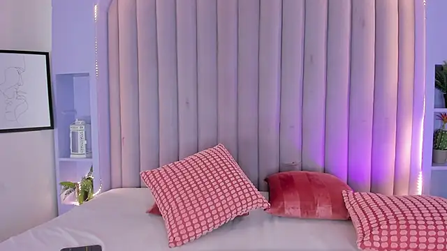 Snapshot of LilithSmith_ chatting on November 2025 11:43:02 AM LilithSmith online show from November 2025 11:43:02 AM