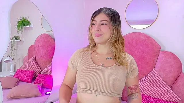 Snapshot of LilithSmith_ chatting on November 2025 11:44:01 AM LilithSmith online show from November 2025 11:44:01 AM