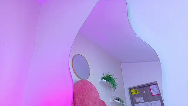 Snapshot of LilithSmith_ chatting on November 2025 11:25:02 AM LilithSmith online show from November 2025 11:25:02 AM