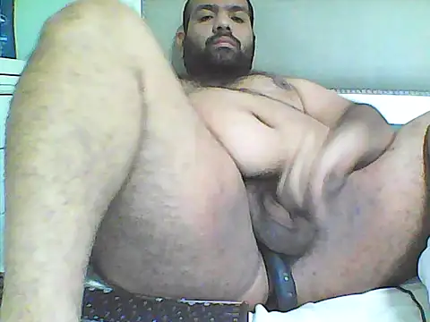 Snapshot of lukacavani33 chatting on June 2026 02:39:02 PM lukacavani33 online show from June 2026 02:39:02 PM