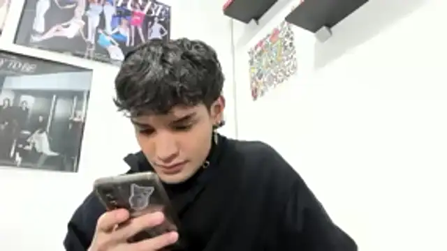 Martinsibiris online show from February 2026 03:54:01 PM