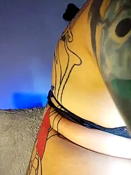 Snapshot of taaylor33 chatting on March 2025 07:14:01 AM taaylor33 online show from March 2025 07:14:01 AM