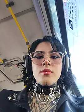 taaylor33 online show from March 2026 08:36:01 PM