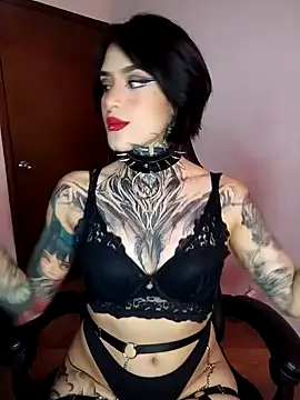 Snapshot of taaylor33 chatting on December 2024 04:26:01 AM taaylor33 online show from December 2024 04:26:01 AM