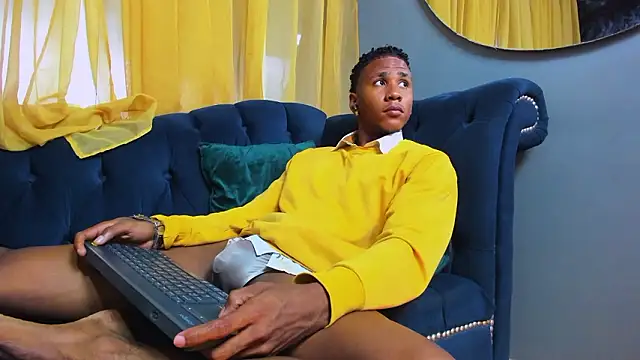 Ethan Fox11 online show from March 2026 04:12:01 PM