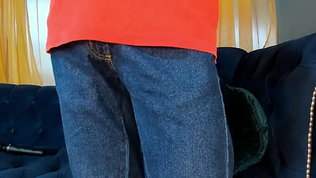 Snapshot of Ethan_Fox11 chatting on February 2025 02:10:02 PM Ethan Fox11 online show from February 2025 02:10:02 PM