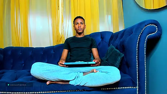 Ethan Fox11 online show from May 2026 01:39:01 PM