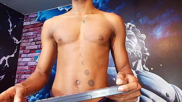 Snapshot of Ethan_Fox11 chatting on February 2025 05:23:02 PM Ethan Fox11 online show from February 2025 05:23:02 PM