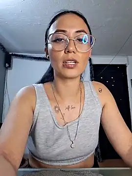anny roberts online show from February 2025 06:34:02 PM