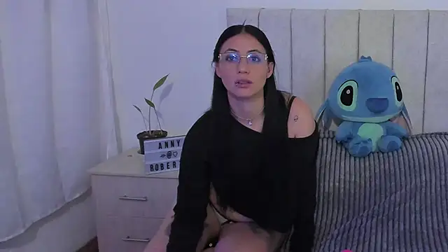 anny roberts online show from December 2025 11:15:02 PM