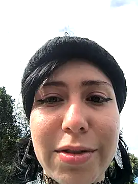 GerallFoxxx online show from October 2025 01:00:01 PM