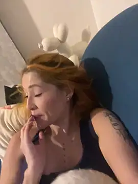Annie Velas  online show from February 2025 12:17:01 AM