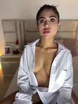 HaileyBaldwin online show from January 2025 06:14:02 AM